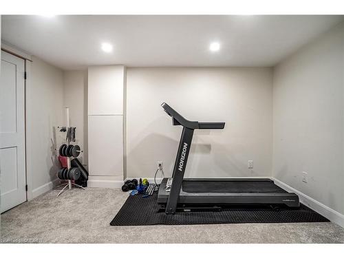 488 Kenmarr Crescent, Burlington, ON - Indoor Photo Showing Gym Room