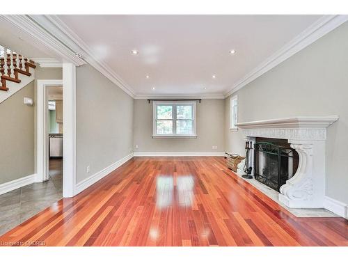 29 Wesley Avenue, Mississauga, ON - Indoor With Fireplace