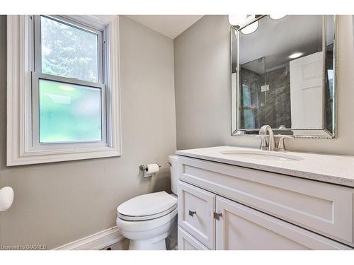 29 Wesley Avenue, Mississauga, ON - Indoor Photo Showing Bathroom