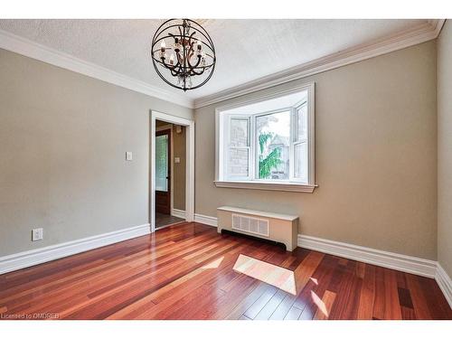 29 Wesley Avenue, Mississauga, ON - Indoor Photo Showing Other Room