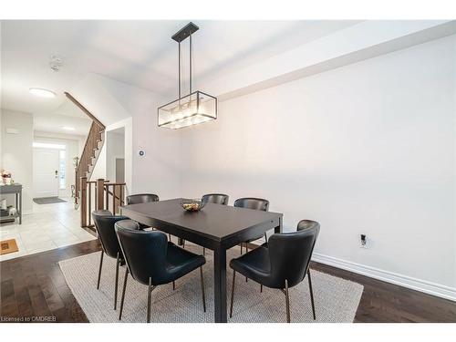 2492 Elder Lane, Oakville, ON - Indoor Photo Showing Dining Room