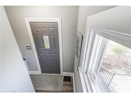 183 Rosslyn Avenue S, Hamilton, ON - Indoor Photo Showing Other Room