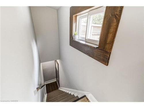 183 Rosslyn Avenue S, Hamilton, ON - Indoor Photo Showing Other Room