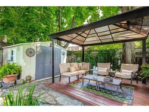 183 Rosslyn Avenue S, Hamilton, ON - Outdoor With Deck Patio Veranda