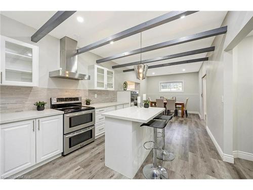 5739 Sixth Line, Erin, ON - Indoor Photo Showing Kitchen With Upgraded Kitchen