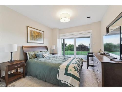 7286 Bell School Line, Milton, ON - Indoor Photo Showing Bedroom