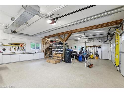 7286 Bell School Line, Milton, ON - Indoor Photo Showing Garage