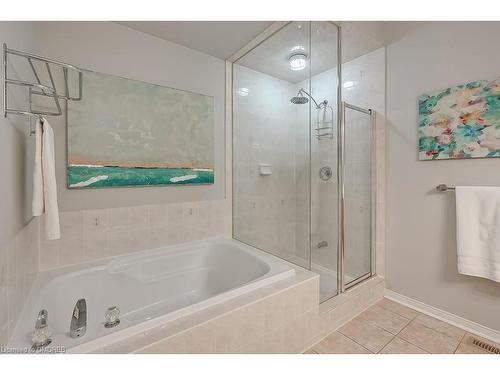 2177 Forest Gate Park, Oakville, ON - Indoor Photo Showing Bathroom