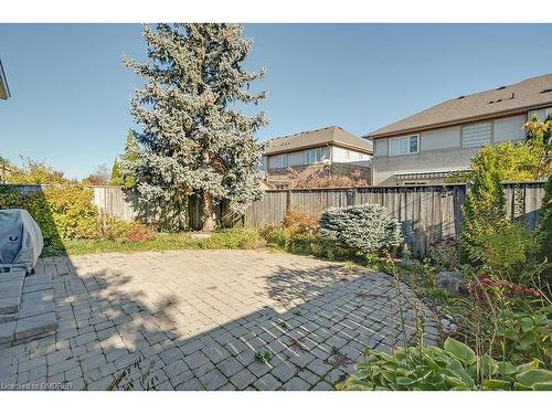 2177 Forest Gate Park, Oakville, ON - Outdoor