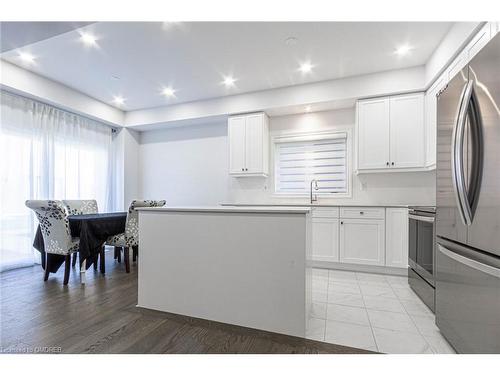 10 Broddy Avenue, Brantford, ON - Indoor Photo Showing Kitchen