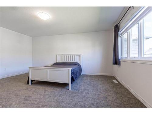 10 Broddy Avenue, Brantford, ON - Indoor Photo Showing Bedroom