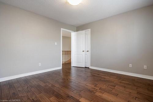 1182 Lindenrock Drive, Oakville, ON - Indoor Photo Showing Other Room