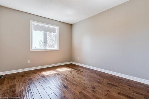 1182 Lindenrock Drive, Oakville, ON - Indoor Photo Showing Other Room