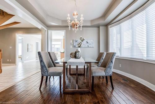 1182 Lindenrock Drive, Oakville, ON - Indoor Photo Showing Dining Room