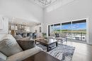 37 Eleventh Road E, Stoney Creek, ON  - Indoor Photo Showing Living Room 