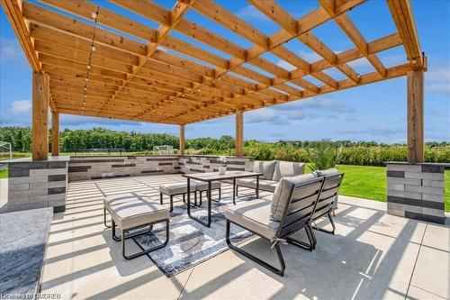 37 Eleventh Road E, Stoney Creek, ON - Outdoor With Deck Patio Veranda With View