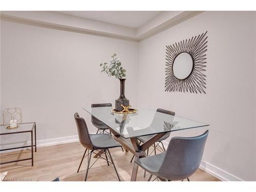 A-303-1083 Main Street E, Hamilton, ON - Indoor Photo Showing Dining Room