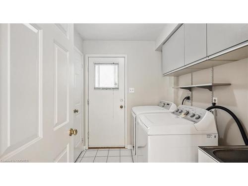 524 Chillingham Crescent, Oakville, ON - Indoor Photo Showing Laundry Room