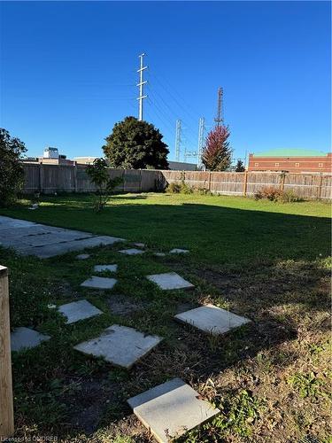 Lower-14 Bishopsgate Avenue, Hamilton, ON - Outdoor With Backyard