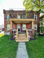 140 Gage Avenue N Hamilton, ON L8L 7A2