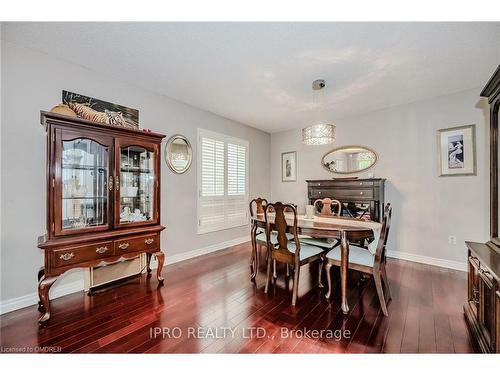 13 Legend Lane, Brampton, ON - Indoor Photo Showing Dining Room