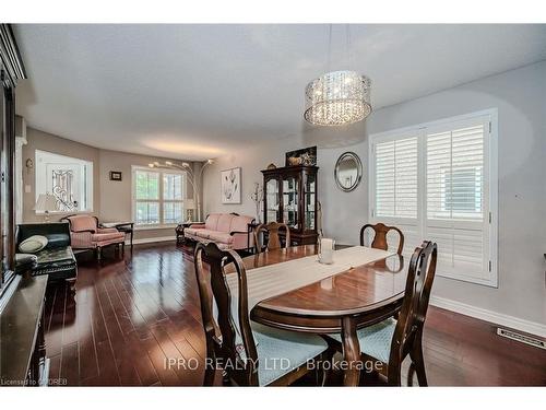 13 Legend Lane, Brampton, ON - Indoor Photo Showing Dining Room