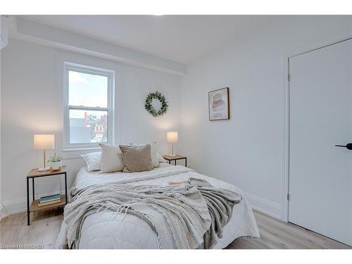 C-201-1083 Main Street E, Hamilton, ON - Indoor Photo Showing Bedroom