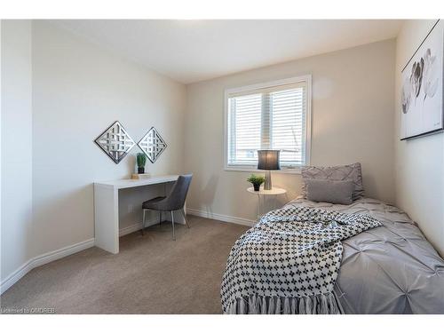 1389 Caen Avenue, Woodstock, ON - Indoor Photo Showing Bedroom