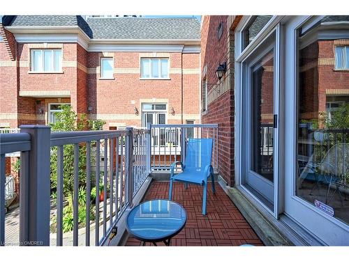 8-120 Bronte Road, Oakville, ON 