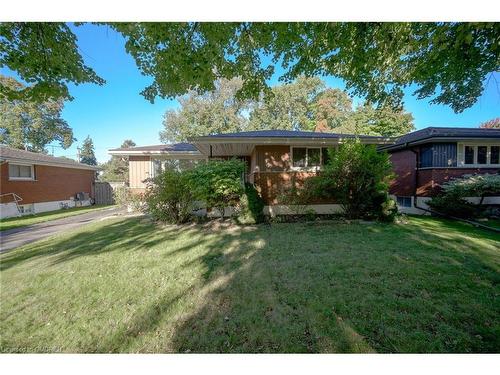 26 Carousel Avenue, Hamilton, ON - Outdoor