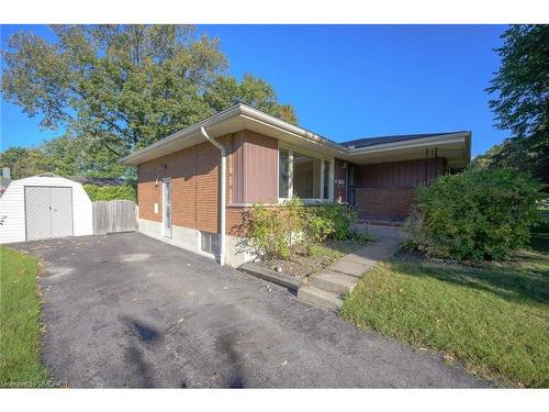 26 Carousel Avenue, Hamilton, ON - Outdoor