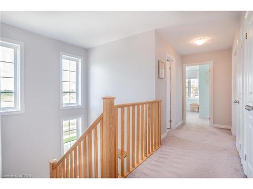 27 Savage Drive, Waterdown, ON - Indoor Photo Showing Other Room