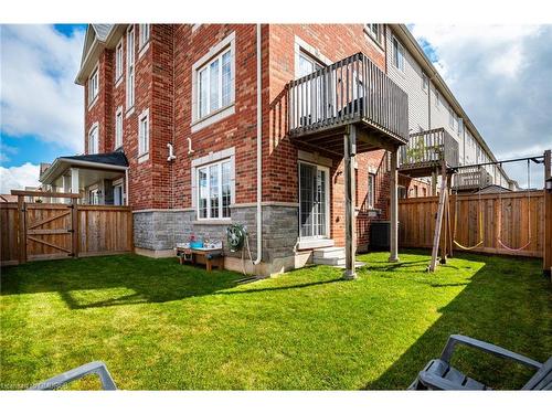 27 Savage Drive, Waterdown, ON - Outdoor