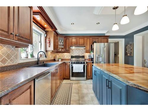 1 Woodspring Court, Flamborough, ON - Indoor Photo Showing Kitchen With Upgraded Kitchen