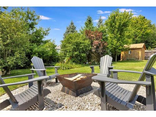 1 Woodspring Court, Flamborough, ON - Outdoor With Backyard