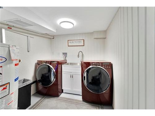 41-17 Quail Drive, Hamilton, ON - Indoor Photo Showing Laundry Room