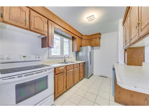 2 Lakeview Avenue, St. Catharines, ON - Indoor Photo Showing Kitchen With Double Sink