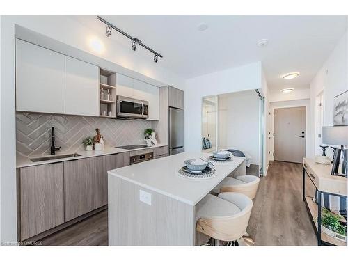 1305-36 Zorra Street, Toronto, ON - Indoor Photo Showing Kitchen With Upgraded Kitchen