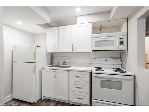 Lower-271 Carson Drive, Hamilton, ON - Indoor Photo Showing Kitchen With Double Sink