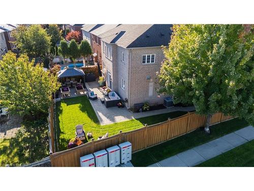 2265 Millstone Drive, Oakville, ON - Outdoor