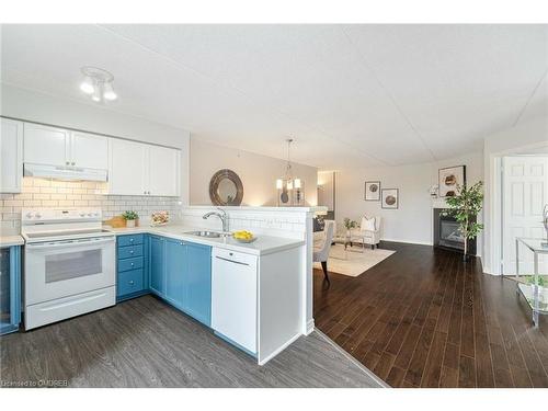 201-1491 Maple Avenue, Milton, ON - Indoor Photo Showing Kitchen