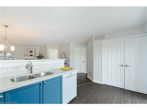 201-1491 Maple Avenue, Milton, ON - Indoor Photo Showing Kitchen With Double Sink