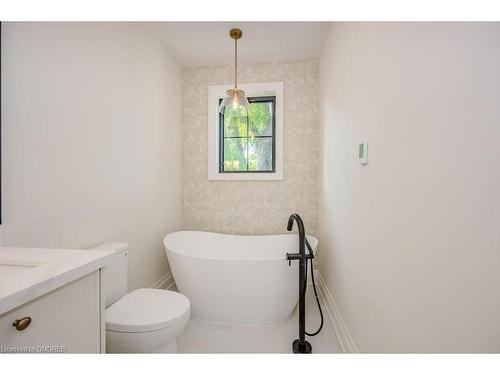 152 Chisholm Street, Oakville, ON - Indoor Photo Showing Bathroom