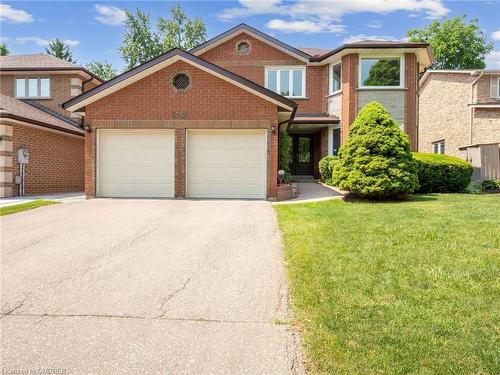 3569 Belvedere Crescent, Mississauga, ON - Outdoor With Facade