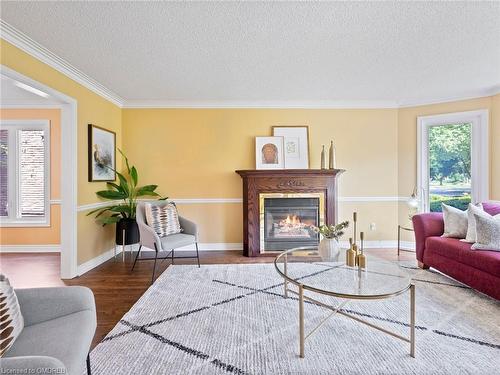 3569 Belvedere Crescent, Mississauga, ON - Indoor Photo Showing Living Room With Fireplace