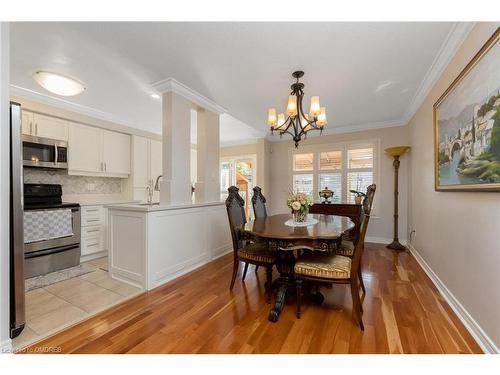 77 Mowat Crescent, Halton Hills, ON - Indoor Photo Showing Dining Room