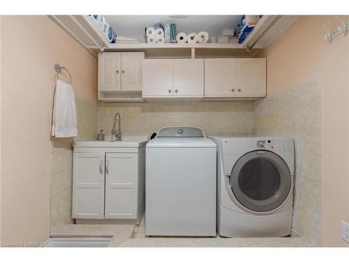 77 Mowat Crescent, Halton Hills, ON - Indoor Photo Showing Laundry Room