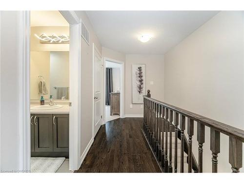 9 Dorchester Terrace, Stoney Creek, ON - Indoor Photo Showing Other Room