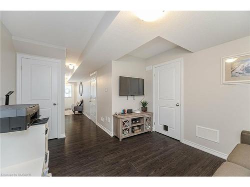 9 Dorchester Terrace, Stoney Creek, ON - Indoor