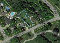 1041 Greenwood Drive  Burlington, ON L7T 3P8